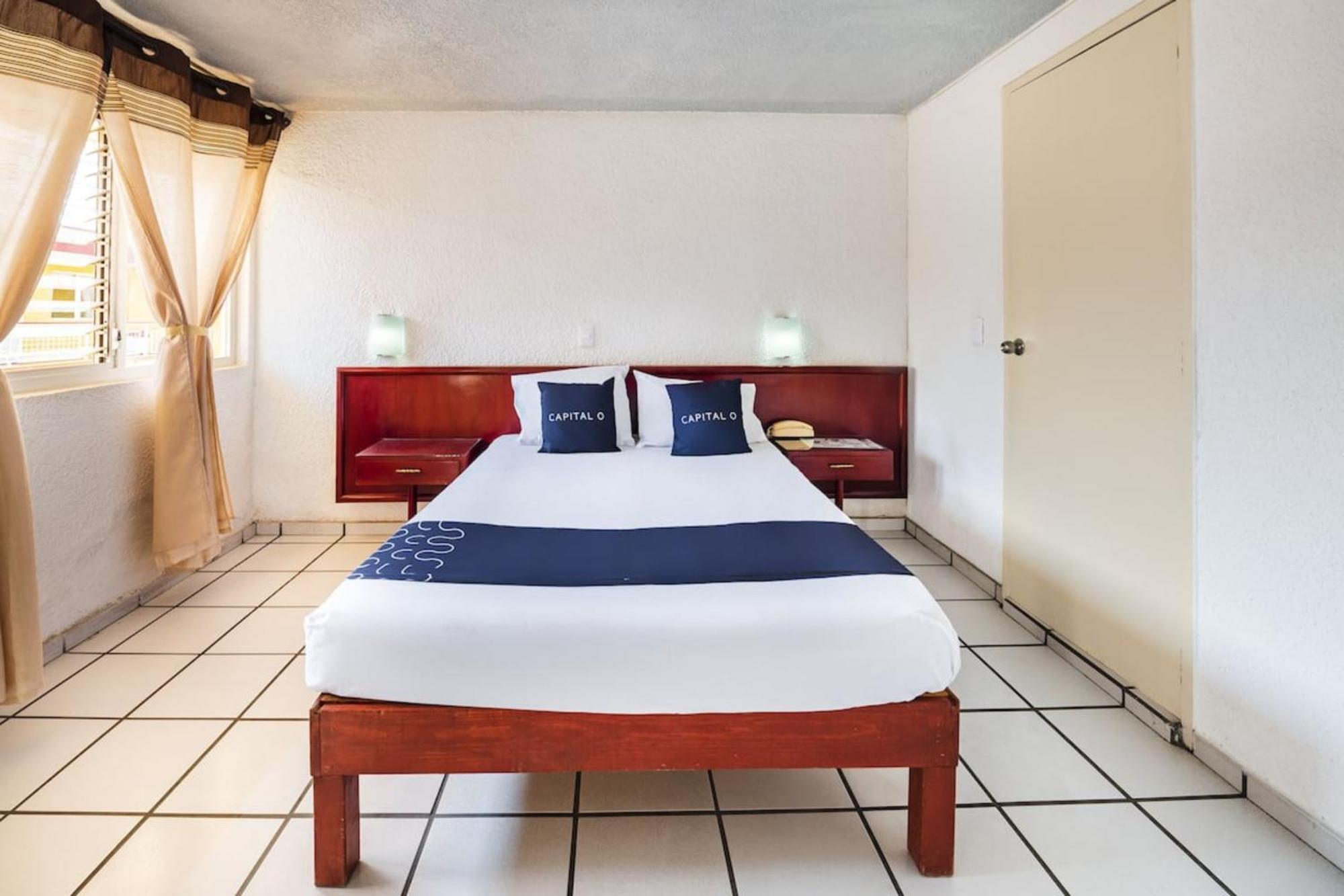 Capital O Colón, Ciudad Guzmán Jalisco Hotel 5*